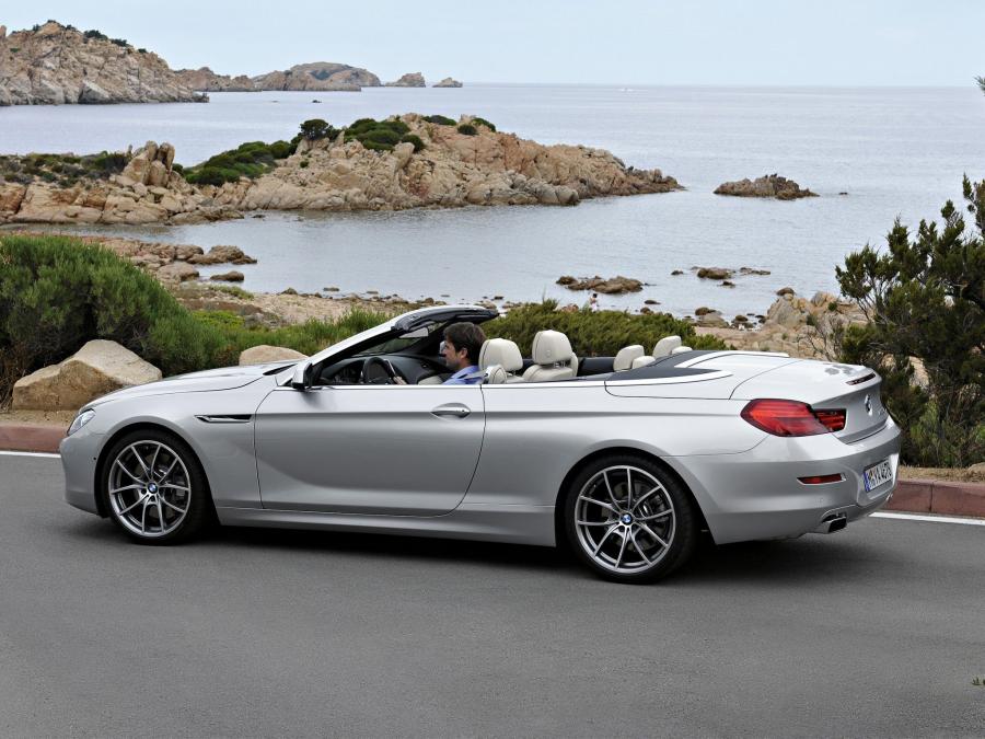  BMW 650i Convertible 2011 года  (фото 4 из 16)
